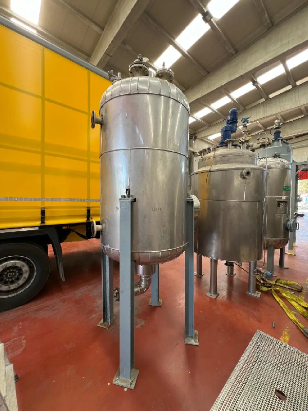 Cuve en acier inoxydable 1 074 litres isolé thermiquement d'occasion - référence : c9612_2