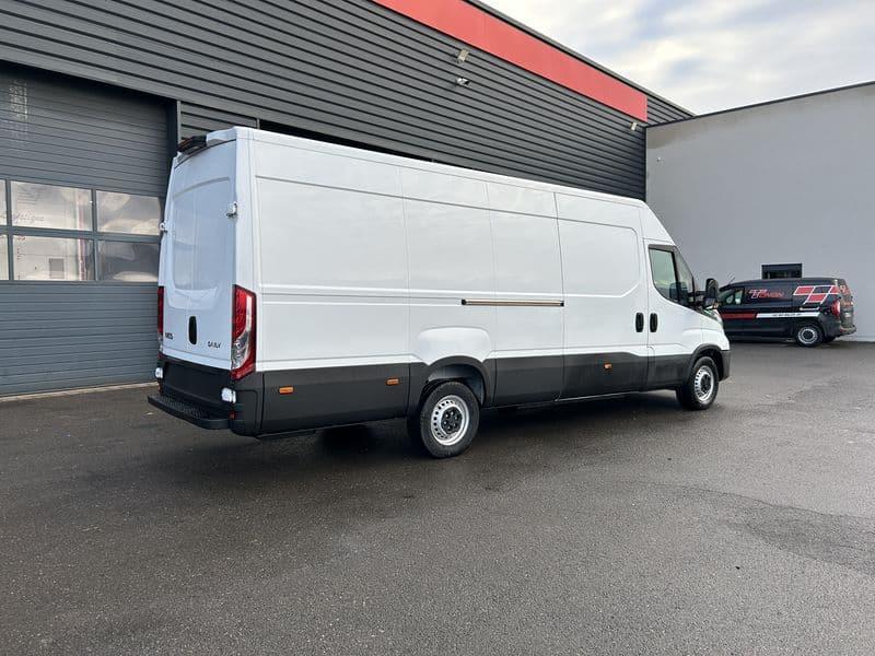 IVECO Daily 35S14 L4H2 Hi-Matic - Utilitaire neuf 2026, boîte automatique, 136 ch, volume 16 m³_2