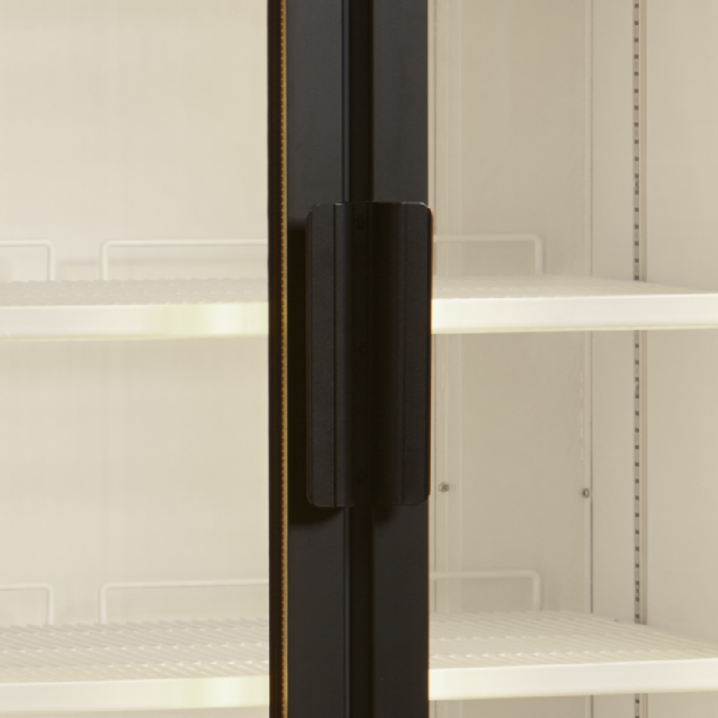 Vitrine réfrigérée FS - 2 ou 3 portes - Cadre aluminium noir - Froid ventilé - Référence FS890H_2
