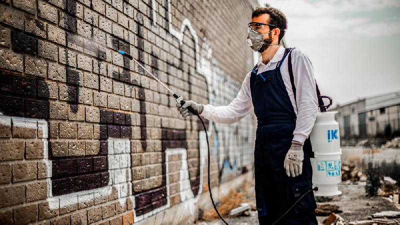 Pulvérisateur à pression préalable IK ALK 9 - compatible alcalines, alcools et acétones_2