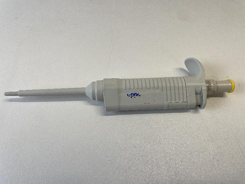 Micropipette monocanal Eppendorf Research | 10 - 100_2