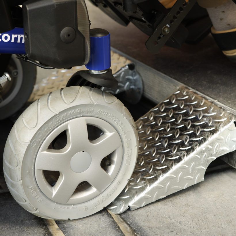 A383s2 - petite rampe accès trottoir  - mottez - 1000 kg_2