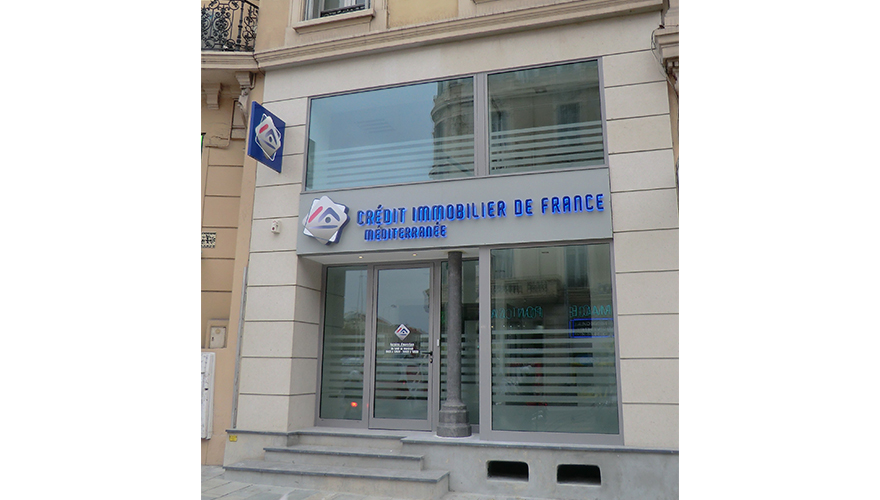 Décoration permanente de vitrine - Identité visuelle unique avec PANO Nice ouest_2