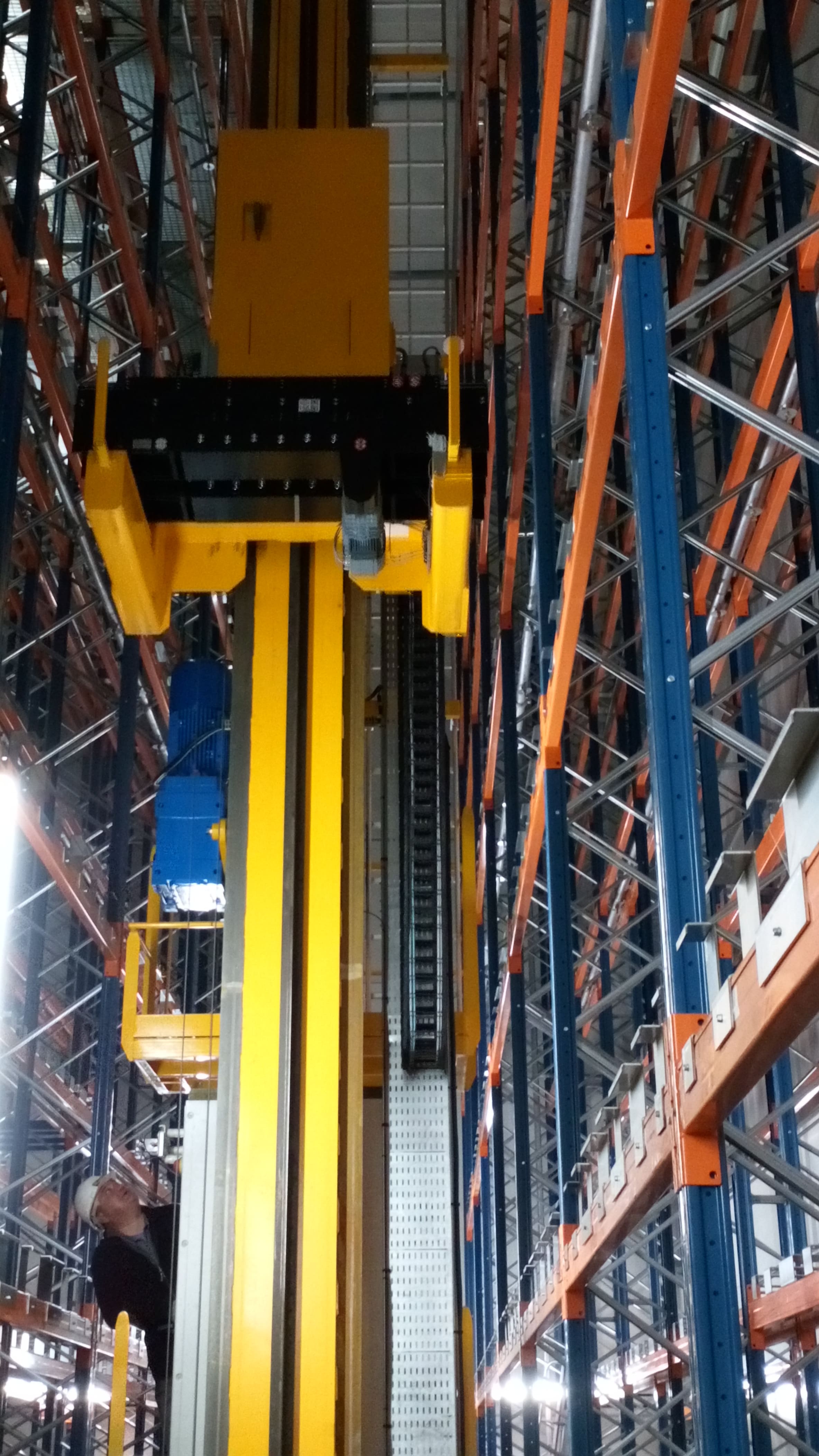 Transstockeur à fourches télescopiques (simple, double, triple profondeur)_2