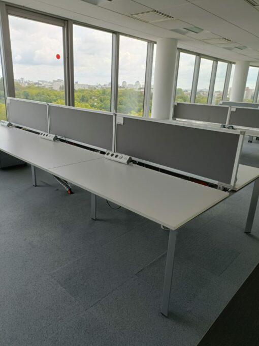 Bureau Bench 6 positions d'occasion - Steelcase - avec cloisons séparatrices et design moderne_2
