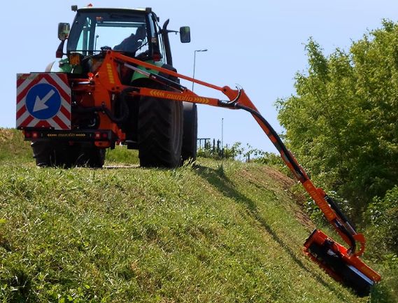 M51CX M61CTX - Broyeur forestier hydraulique professionnel Marolin - 120 cm - Pour tracteurs 100/130 HP_2