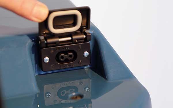 Aspirateur Eau et Poussière SW 3000_2