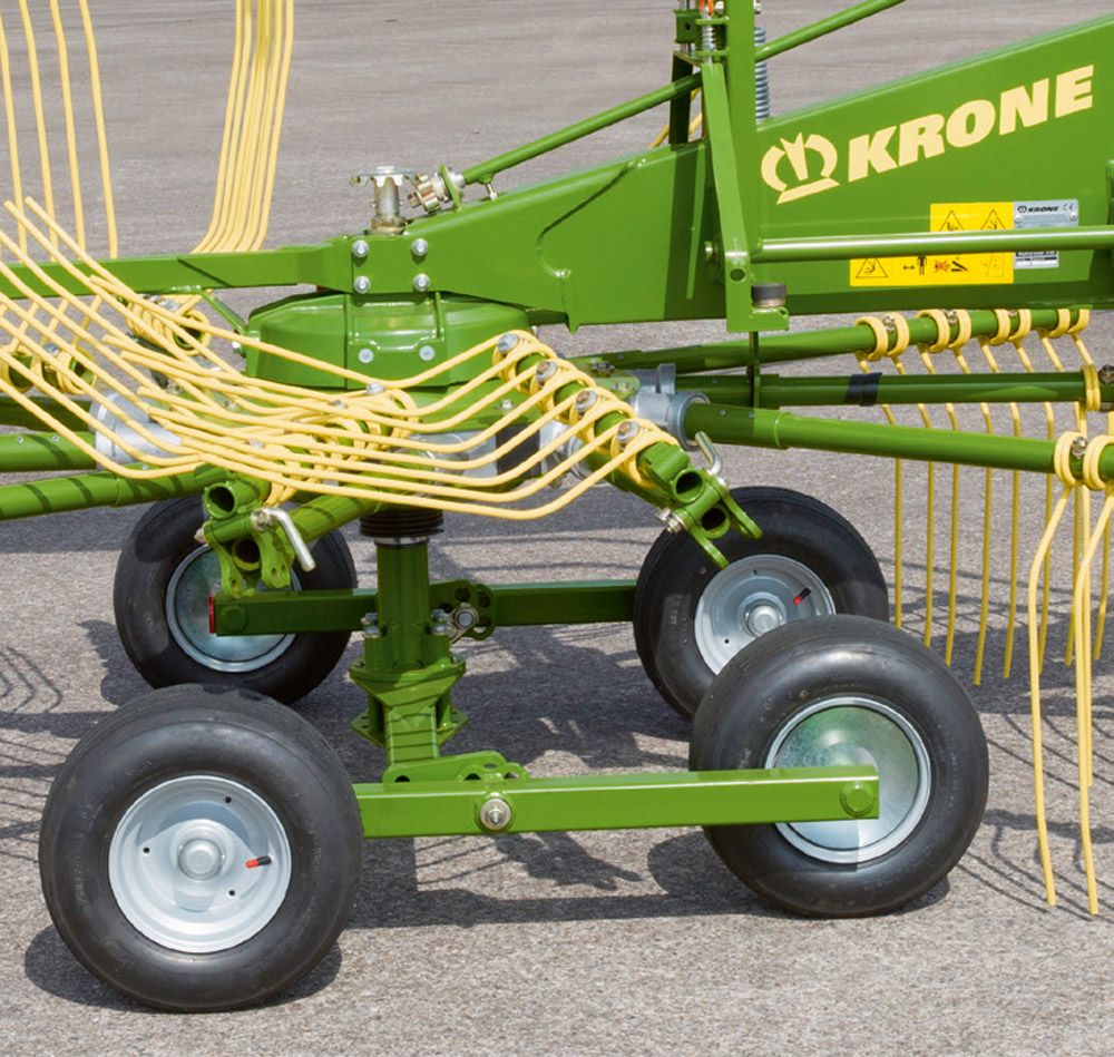 Swadro 35 avec roues Super-Ballon pour une protection optimale de la couche herbacée