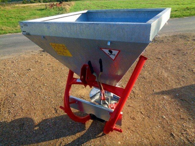 Distributeur d'engrais NC 6/15m - 500L AB - Entraînement PDF - Cuve galvanisée - Occasion_2