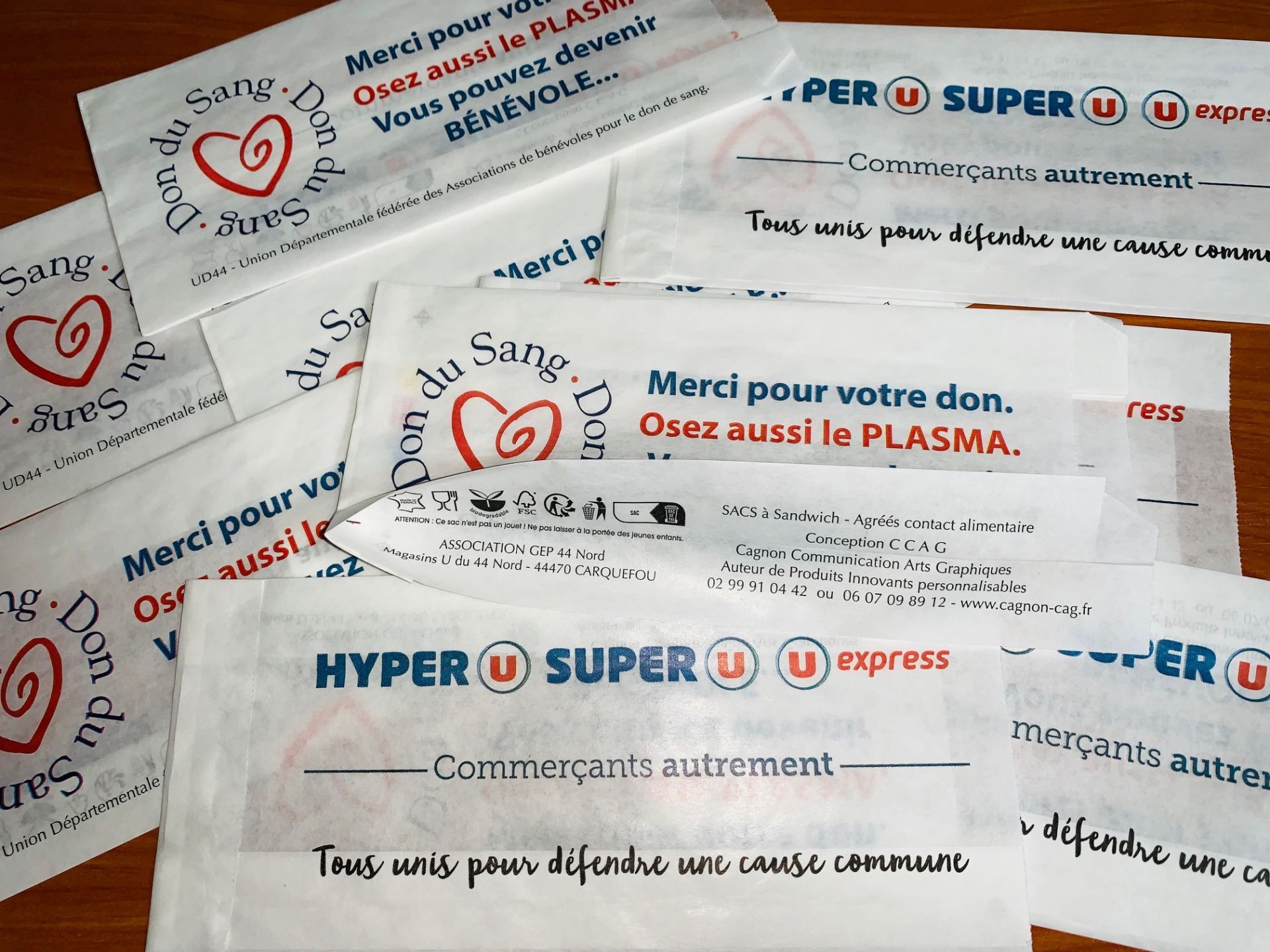 Sacs à sandwich publicitaires pour associations don de sang - Dépôt de copyright CCAG_2