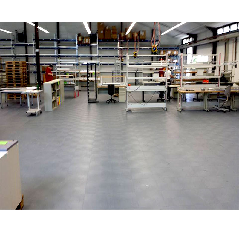 Revêtement de sol industrie, usine - équipe professionnelle avec expérience_2