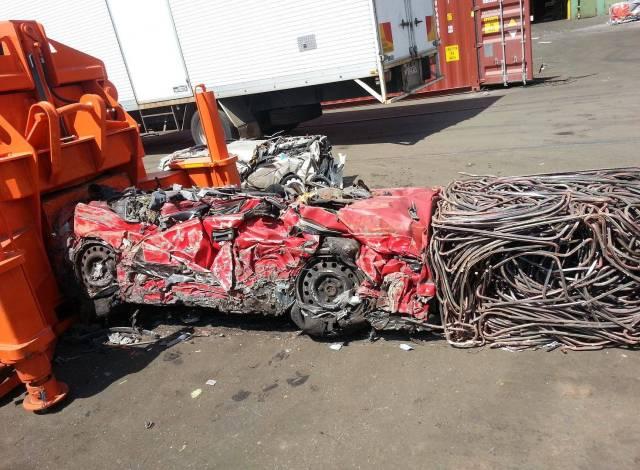 Aplatisseur VHU - EUROBALER Euromec - Presse à voiture mobile ou fixe_2