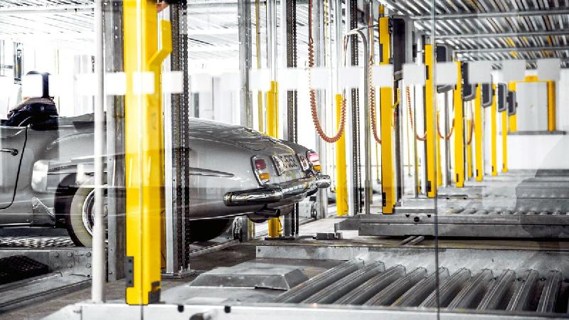 Parking mécanique à stationnement indépendant sur 2 niveaux sans fosse - Combilift 551_2