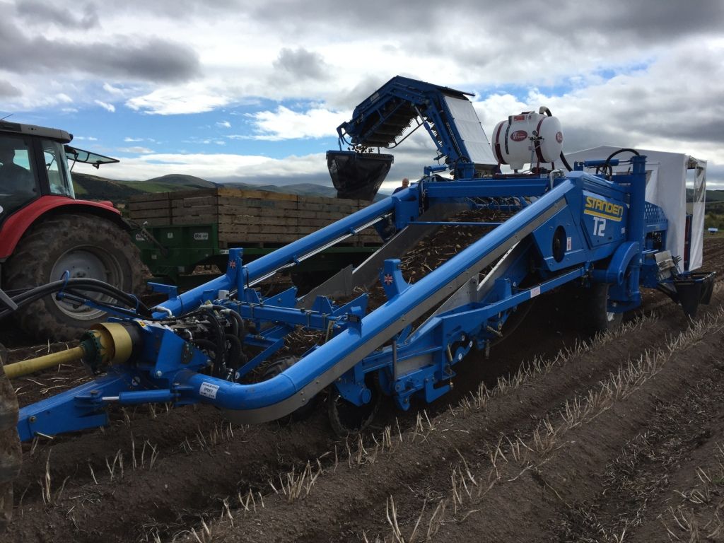 Moissonneuse-batteuse Standen T2 avec système de contrôle automatique de profondeur