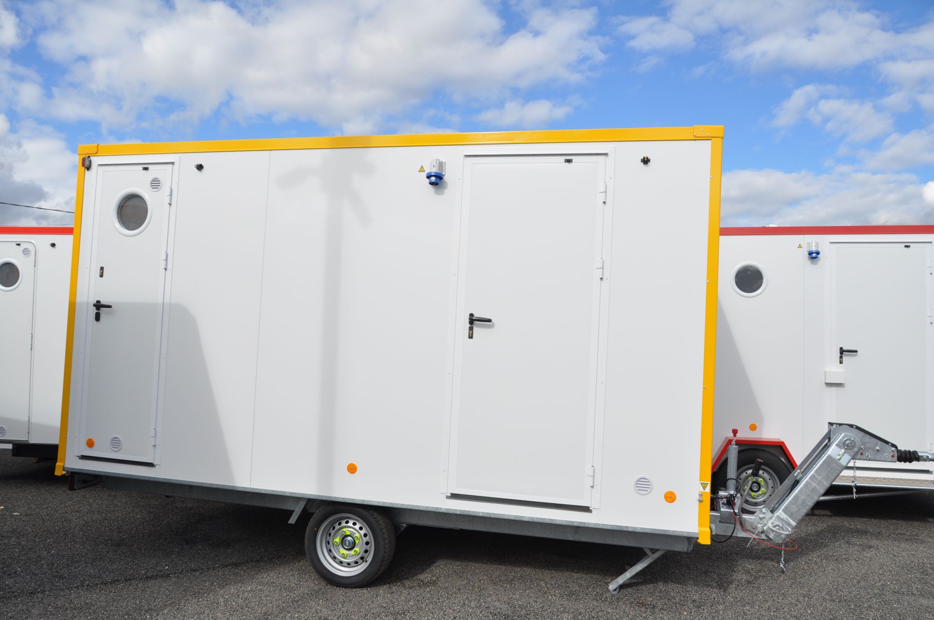 Base vie mobile - 1600/1800 kg - 5/6 personnes_0