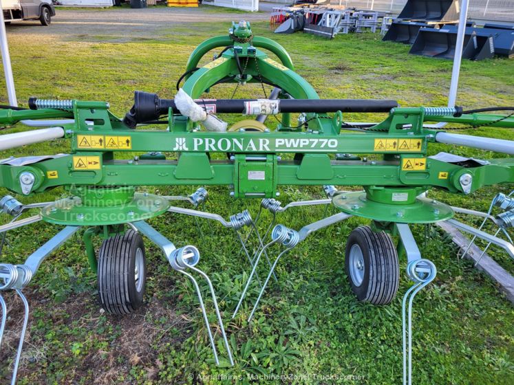 Faneur avec 6 toupies et 7 bras doubles dents - Pronar PWP770 - largeur 7,7 m, neuf 2022_2