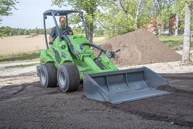 Godet niveleur A36717-A36706 - Avant Tecno Oy - capacité 250L et 280L - largeur 1450mm et 1600mm - construction heavy duty_2