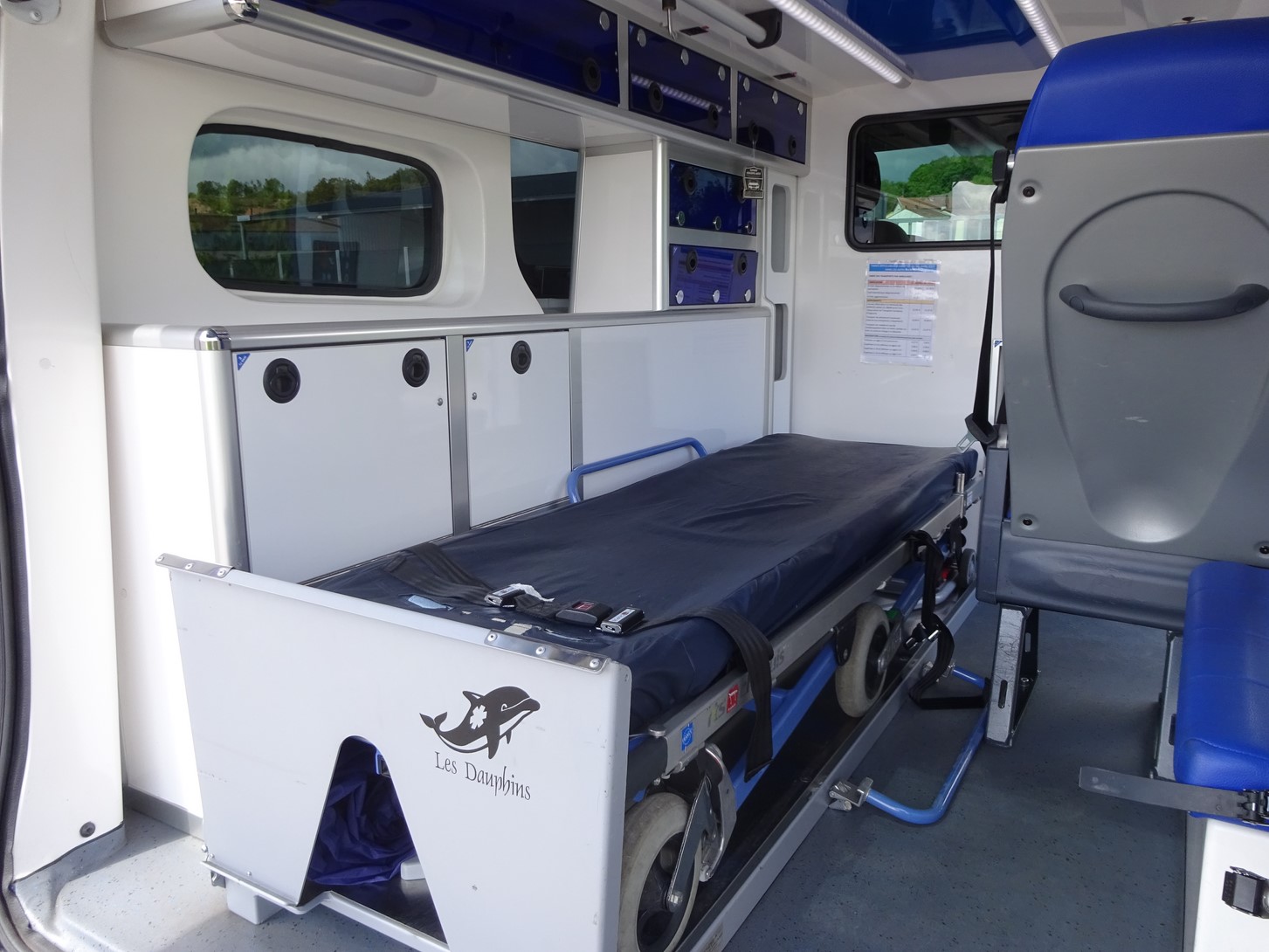 Ambulance renault trafic l1h1 2015 - 188 000 km type a1 - occasion_2