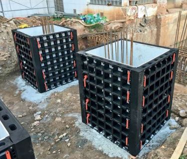 Coffrage de poteau léger équipé d'un système DUO_2