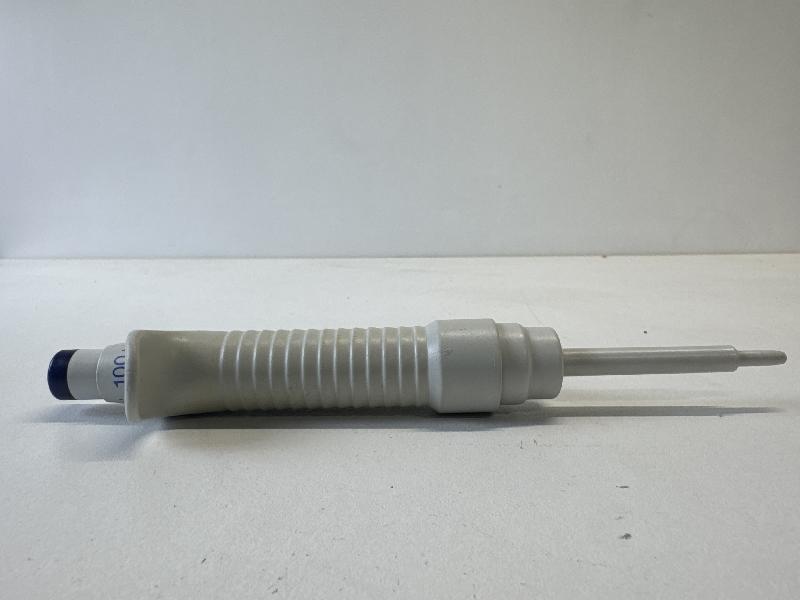 Micropipette monocanal Eppendorf Fixed-volume | 100 µL_2