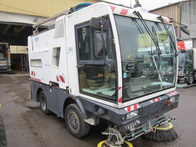 Balayeuse cleango 400 année 2008