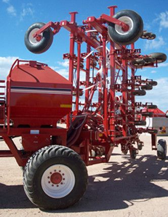 Cx 8105 - Semoir agricole DMK France - Largeur de travail 25′ ou 31′ - Semis direct et traditionnel_2