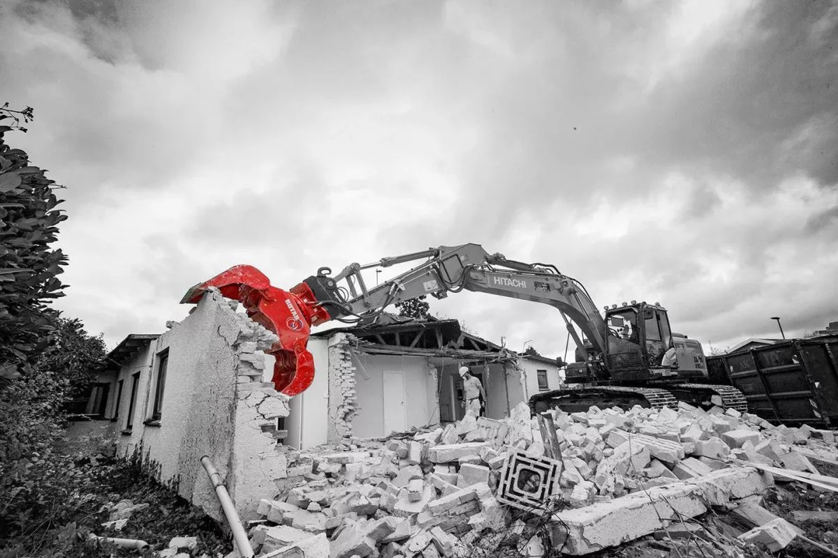 Pince de tri RG pour pelle de 2 à 70 tonnes - disponible en vente et en location courte/longue durée_2