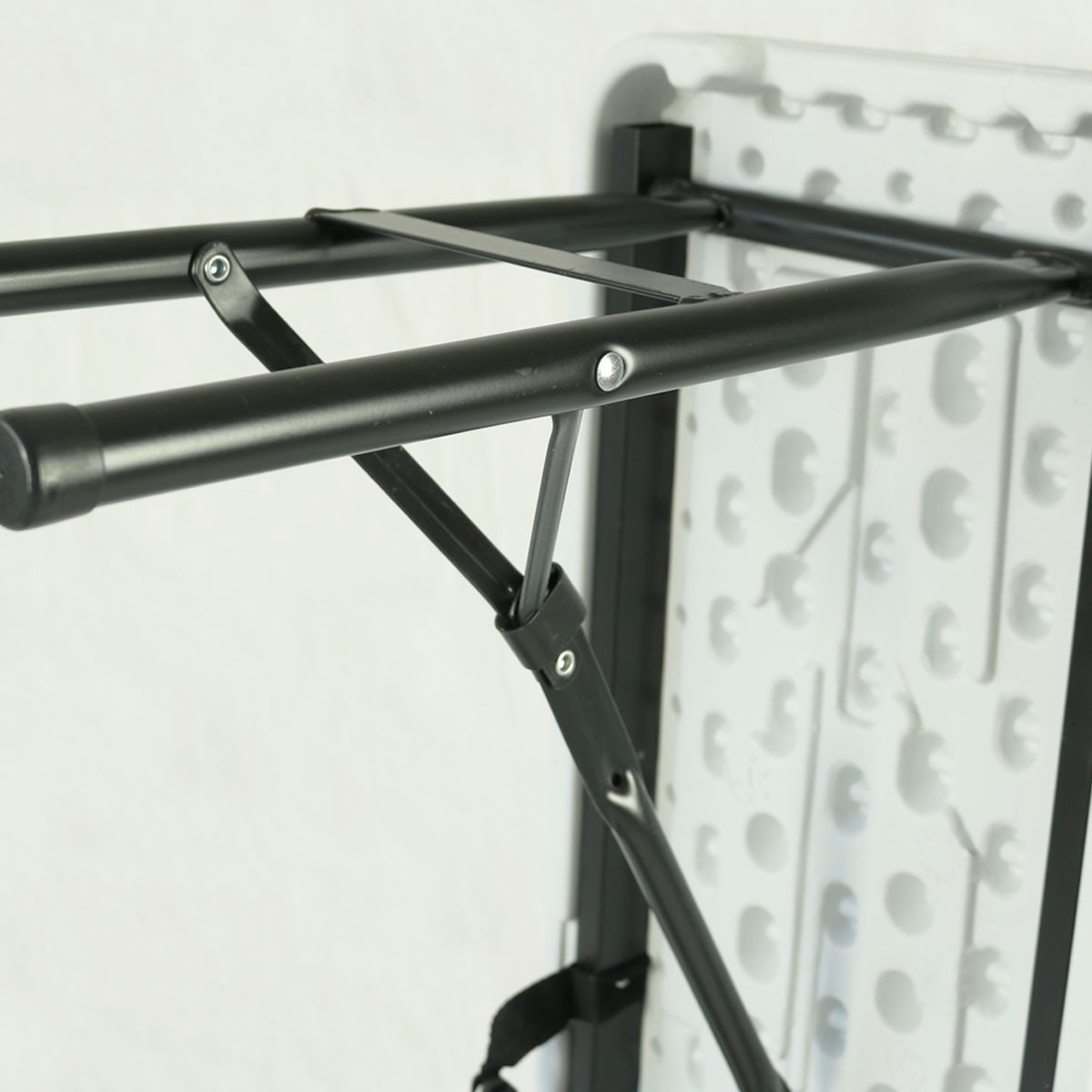 Lot de 5 bancs pliants 3 places - 180 cm PEHD - pliables, transportables avec poignée et compas autobloquants_2