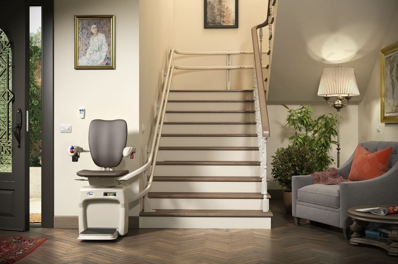 Chaise monte-escalier à assise pivotante - Siège et repose-pieds repliables - Dolce vita_2