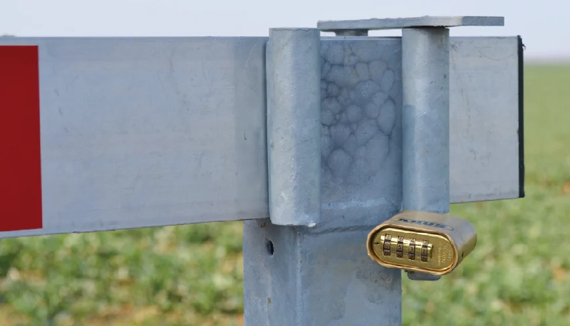 Barrière pivotante renforcée acier_2