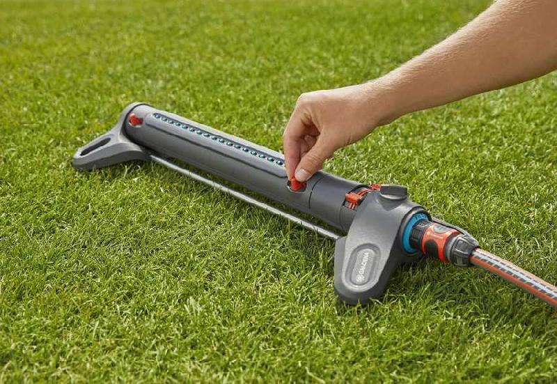 Arroseur oscillant AquaZoom M - Arrosage de 9 à 250 m² - Portée réglable de 3 à 18 m - Largeur de 3 à 14 m_2