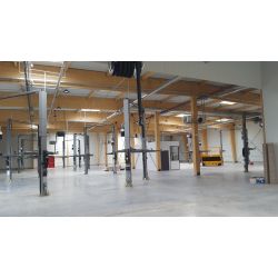 Projecteur de suspension industriel LED IP65 - FALCO 200W - 160 lm/W, 32 342 lm_2