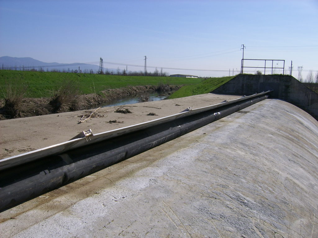 Barrage gonflable à volet métallique - Flo-Air VMC - Dispositif de régulation et rétention des eaux de surface_2