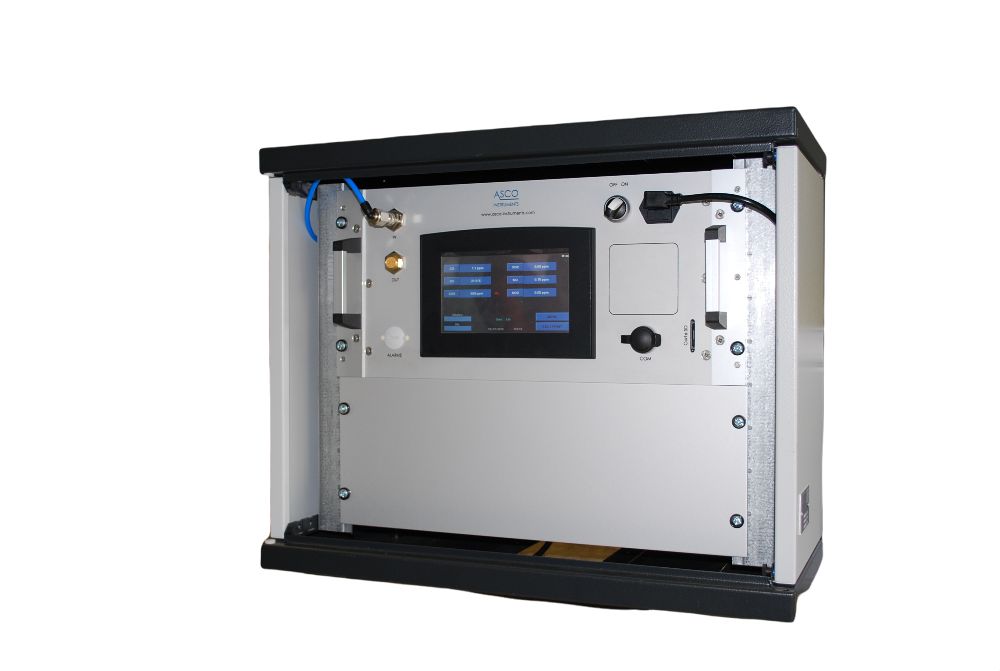 VAR18 - Analyseur de la qualité de l'air respirable en réseau - Valise ou coffret rack mural vitré_2