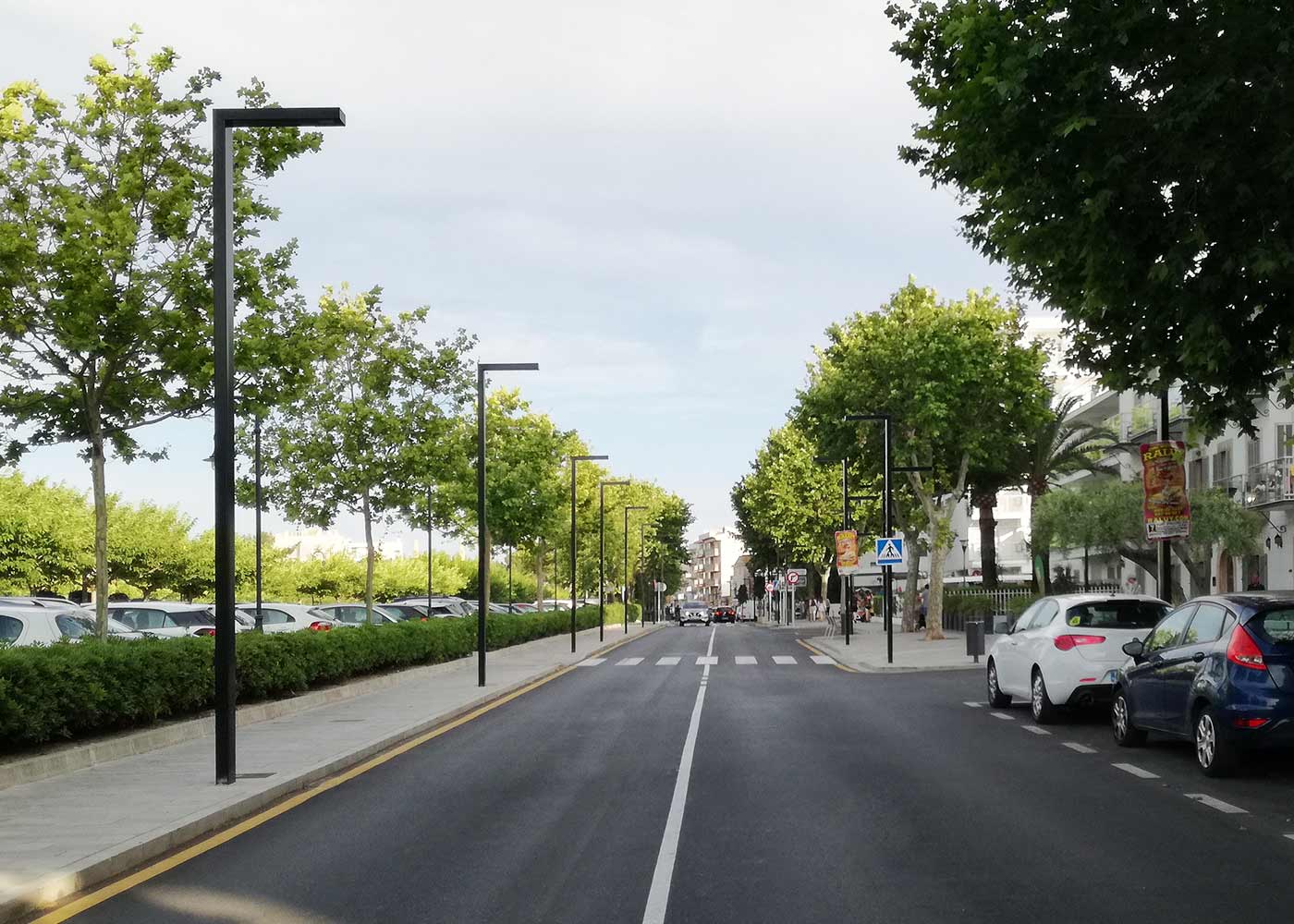 Ensemble lumineux TOMSK ACTML - Mât en acier laminé rectangulaire 200x100mm - Hauteur 4m à 7m - Module LED 20W à 120W_2