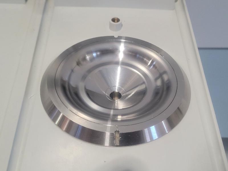 Réfractomètre numérique Mettler Toledo RE40D_2