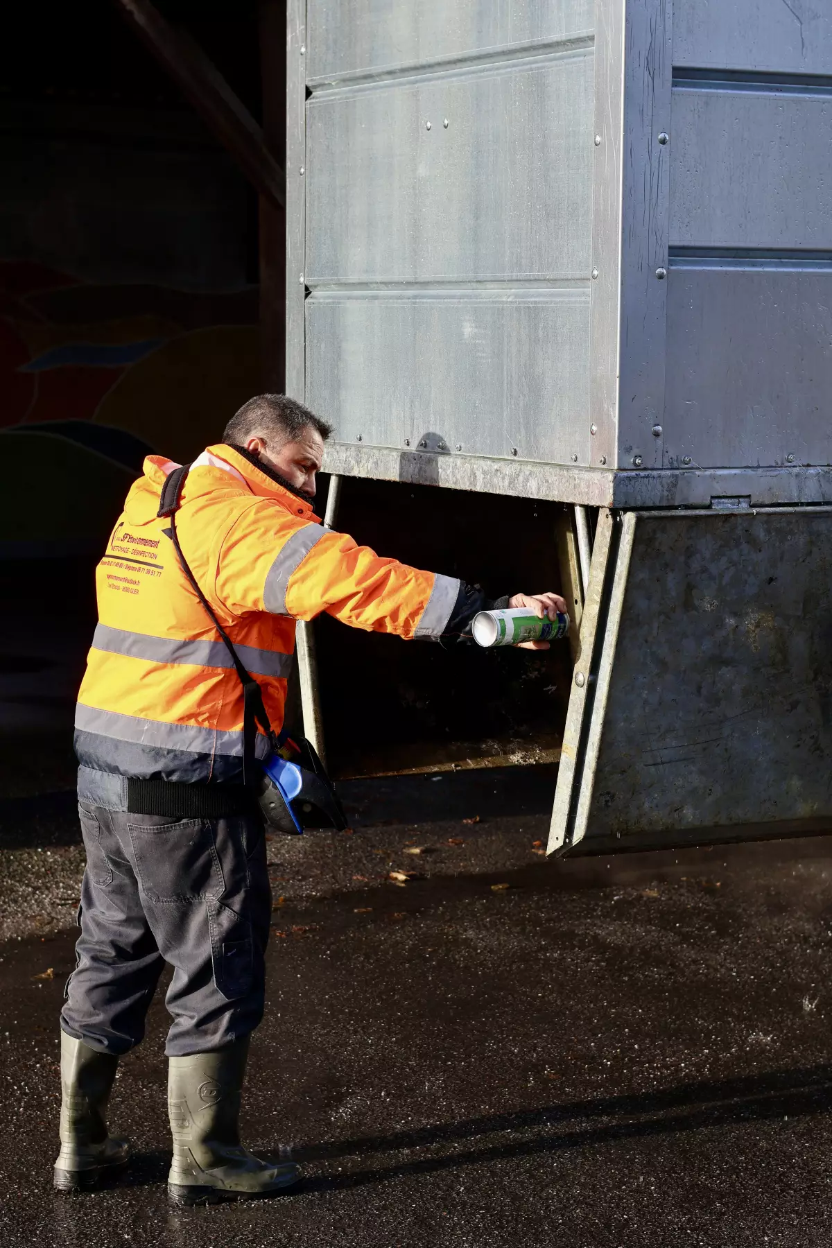 SP ENVIRONNEMENT - Maintenance préventive sur conteneurs d'apport volontaire_2
