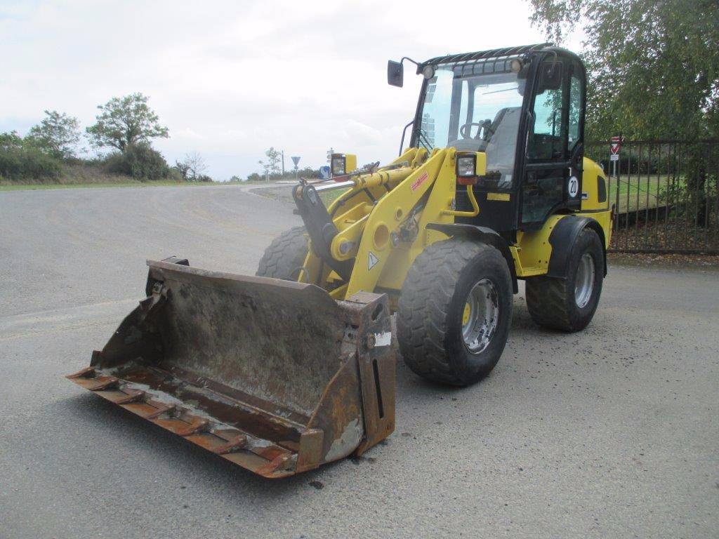 Chargeuse sur pneus wacker wl48_2