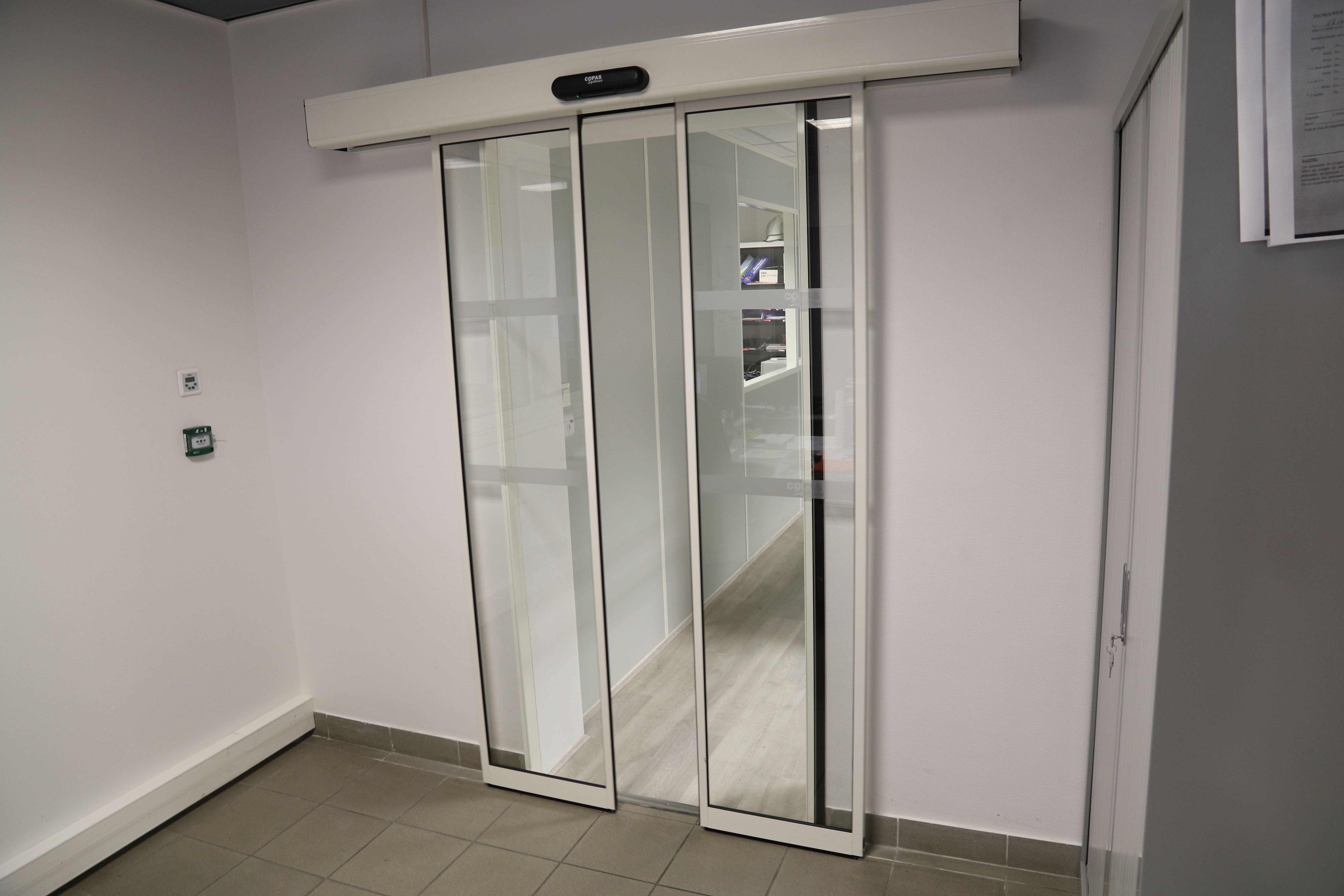 Porte automatique coulissante téléscopique COPAS Systèmes - réduction de l'encombrement_2