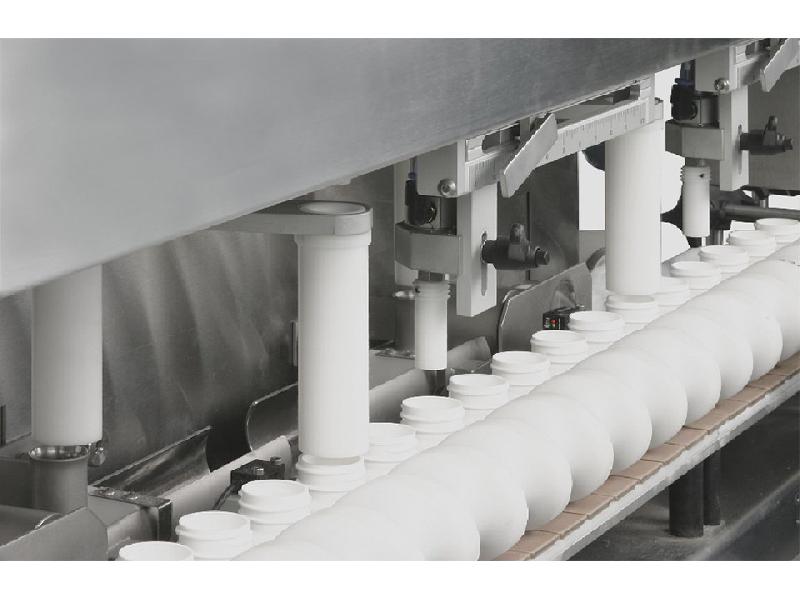 Cl 200 - Cotonneuse automatique pour contenants jusqu'à 200 par minute - fabrication robuste et compacte_2