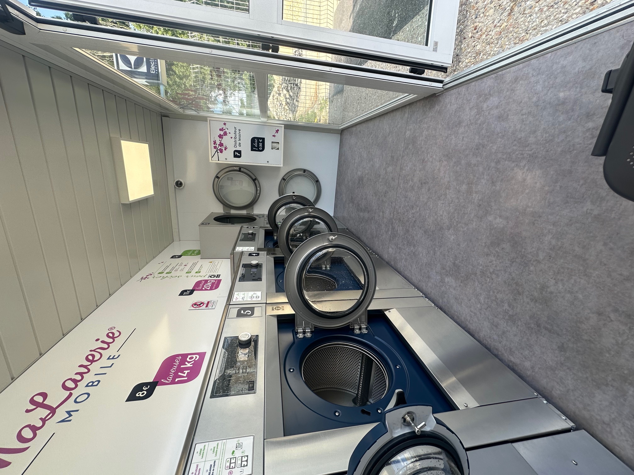 Laverie modulaire OPTIMUM XL6 20m² avec gestion à distance