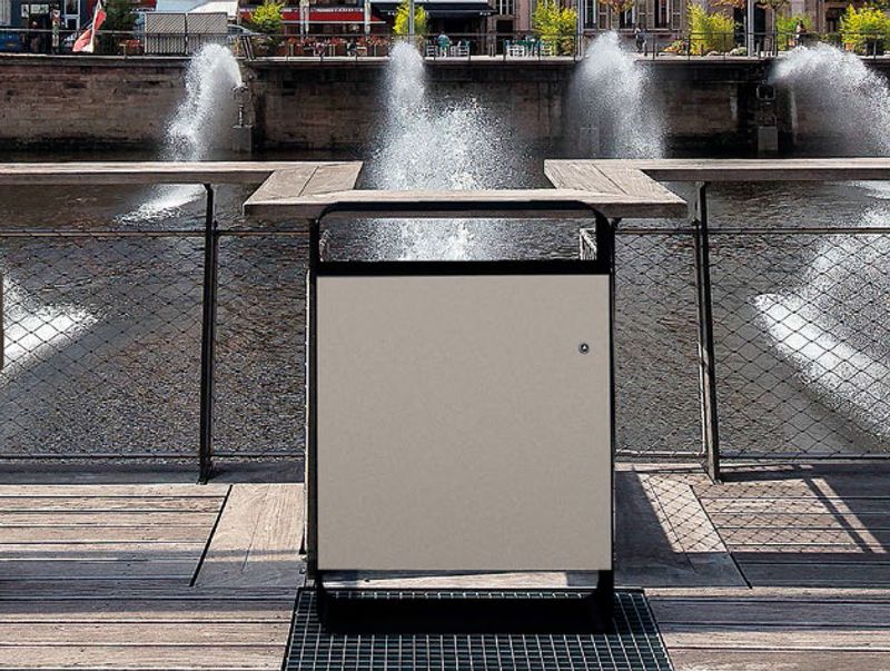 La corbeille PLAZA - poubelle publique - The Italian Lab - L 600, P 300, H 870 mm - capacité 75 L_2