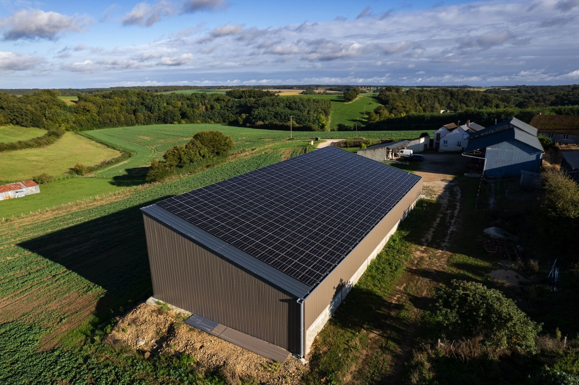 Hangar solaire monopente (468 à 1170 m²)_2