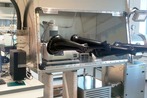 Jacomex - Analyse thermogravimétrique ATG pour la caractérisation de matériaux dans l'énergie et le nucléaire_2