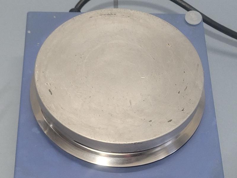 Agitateur magnétique avec plaque chauffante RCT Basic_2