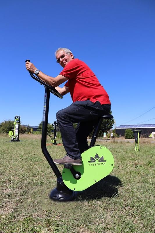 Vélo R-Pro avec écran digital auto-alimenté, 10 niveaux de difficulté - Gamme R Pro_2