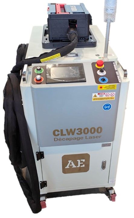 Machine de décapage laser continu, pour décapage de rouille, peinture et divers oxydes - 3000W - Réf CLW3000_0