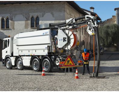 Elegance 2.0 - Hydrocureur Kaiser - Débit 68 à 410 L/min - Pompe haute pression et système d'aspiration avancé_2