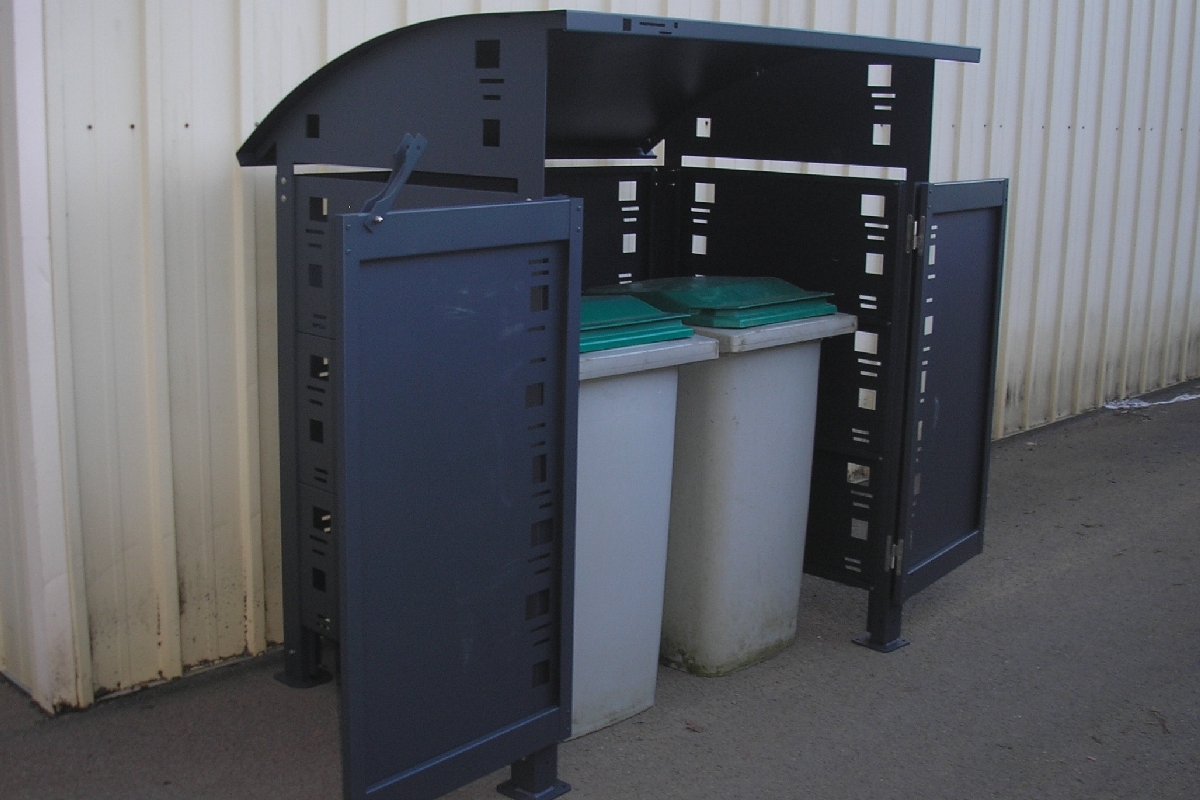 Abris conteneurs à toit arrondi - Série CC avec portillon 2 vantaux en option_2