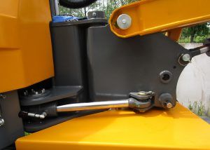 Machine de broyage Titan II avec pompe et moteur à pistons